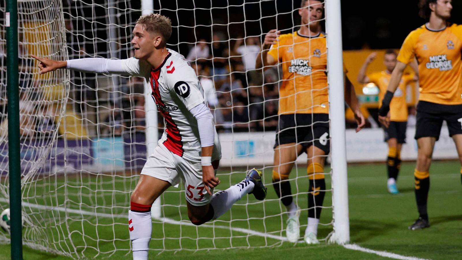 Bristol City & West Ham sent £10m Dom Ballard warning - 