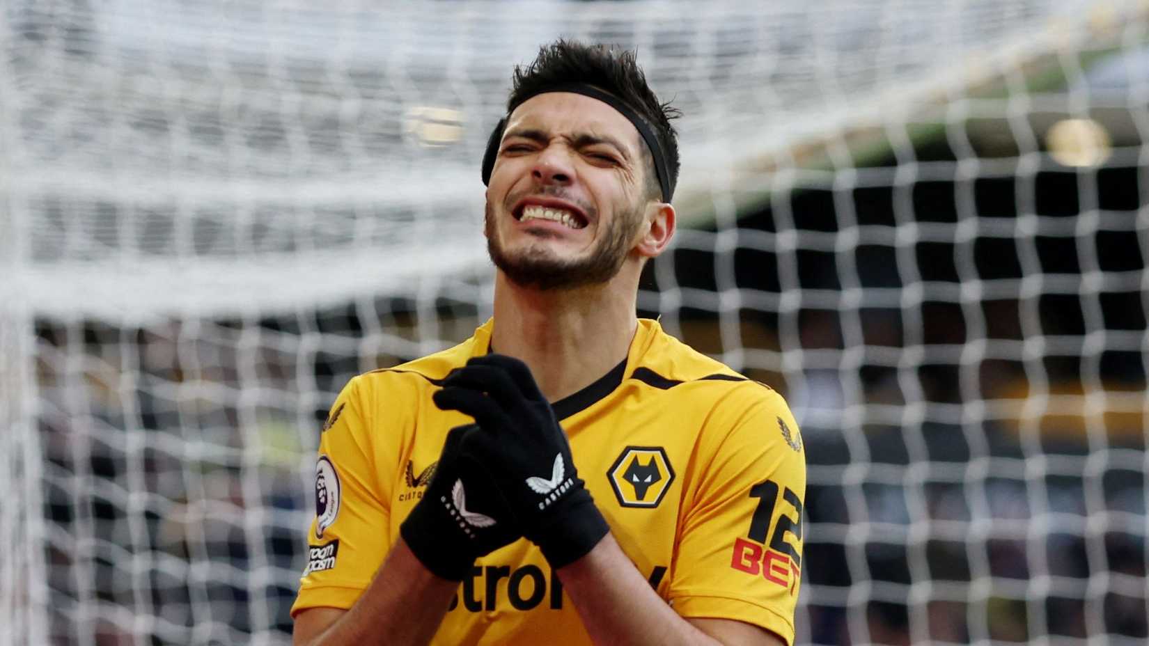 Raul Jimenez in new Wolves kit? Truth emerges in fresh update