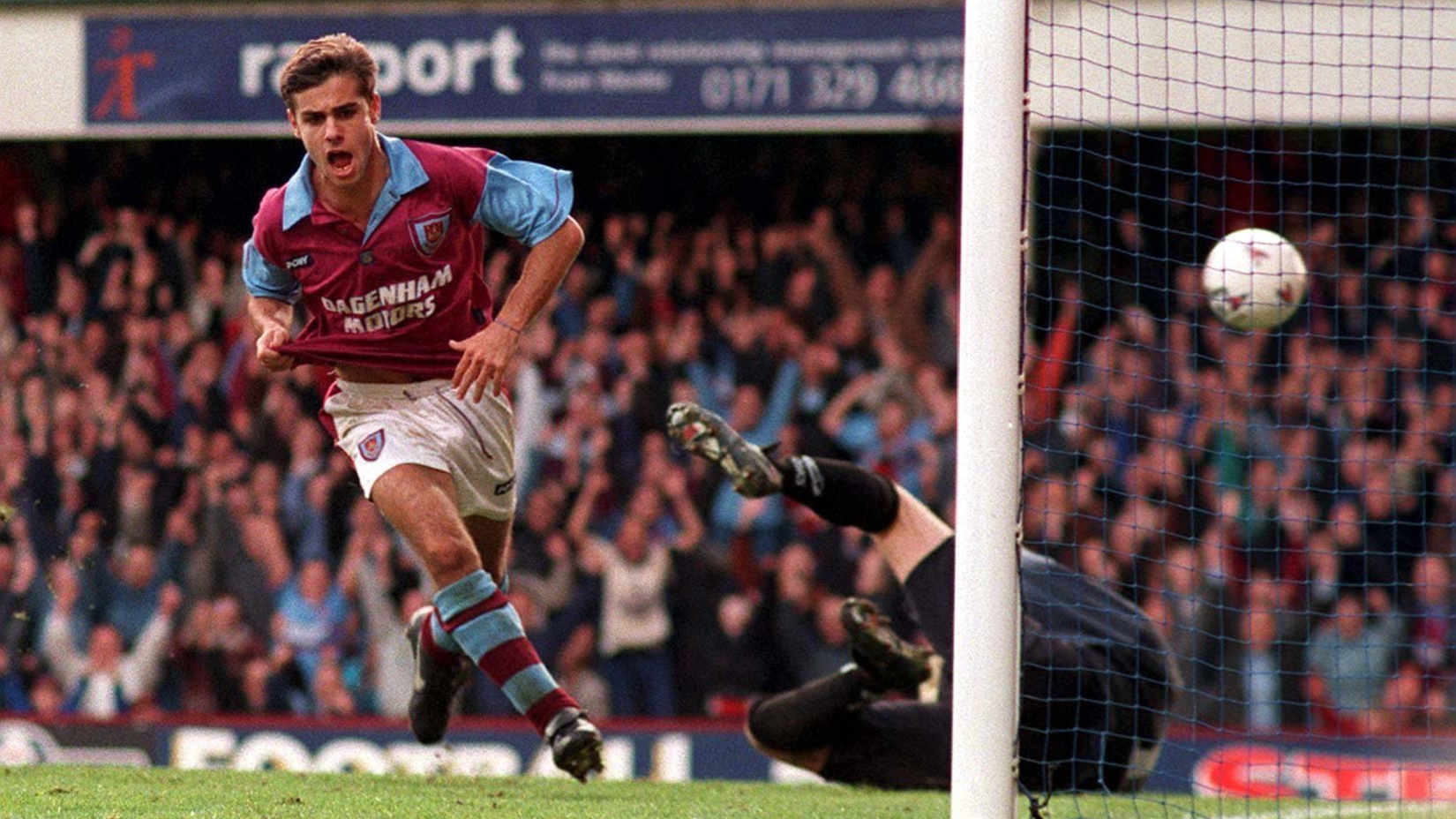 I played for West Ham & Nottingham Forest - now I'm an Uber driver